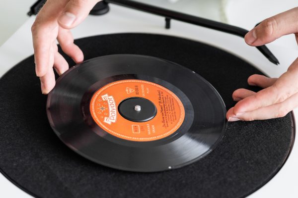 TONE turntable setup putting plate on